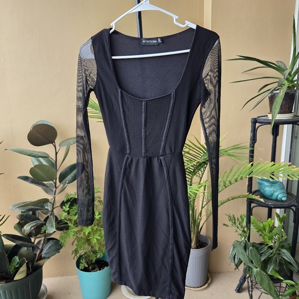 PrettyLittleThing Black Mesh Long Sleeve Bodycon Mini Dress Size 4